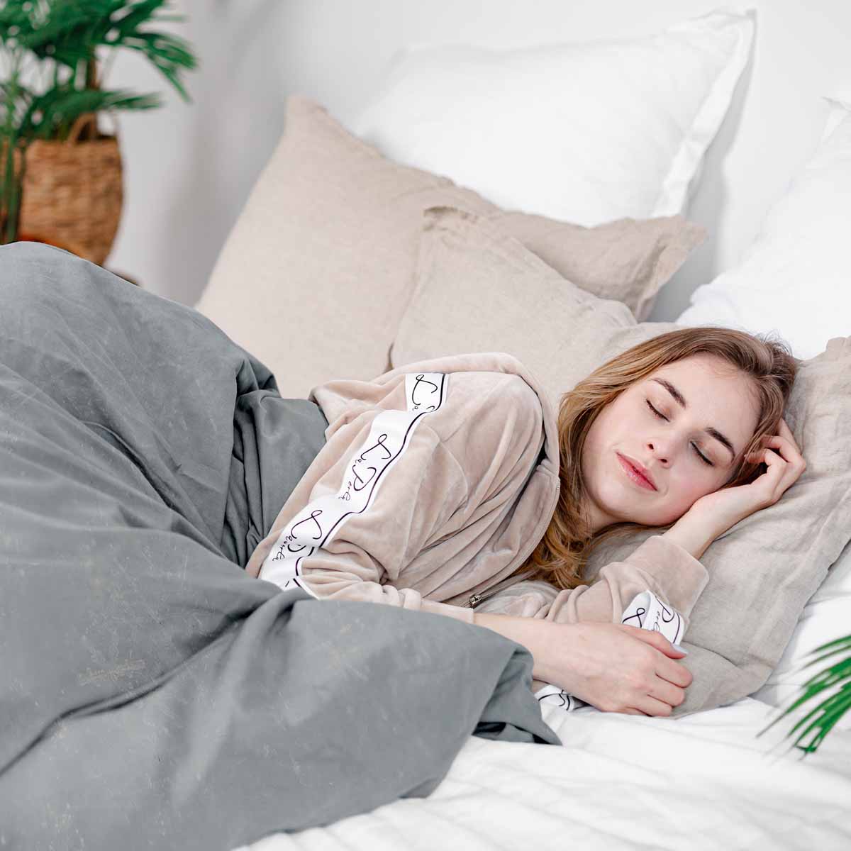 Set di biancheria da letto con coperta terapeutica grigia con fiocchi di neve