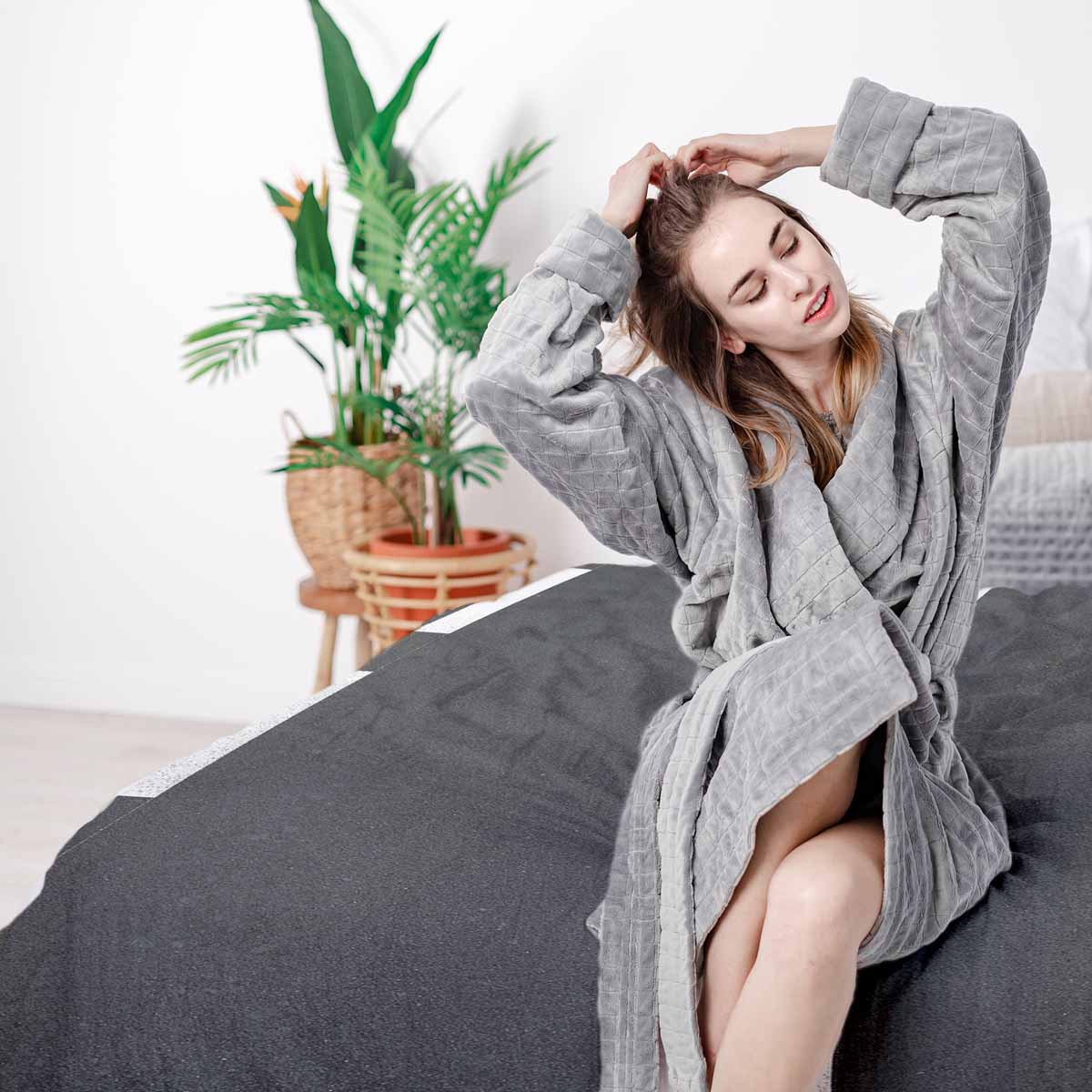 Set di biancheria da letto con coperta terapeutica grigio scuro con strisce bianche