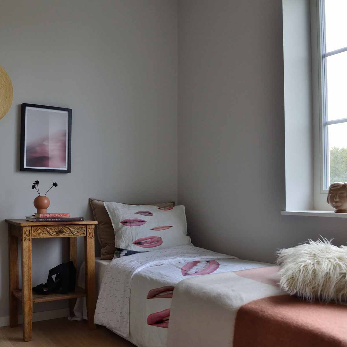 Set di biancheria da letto con coperta terapeutica bianca con labbra