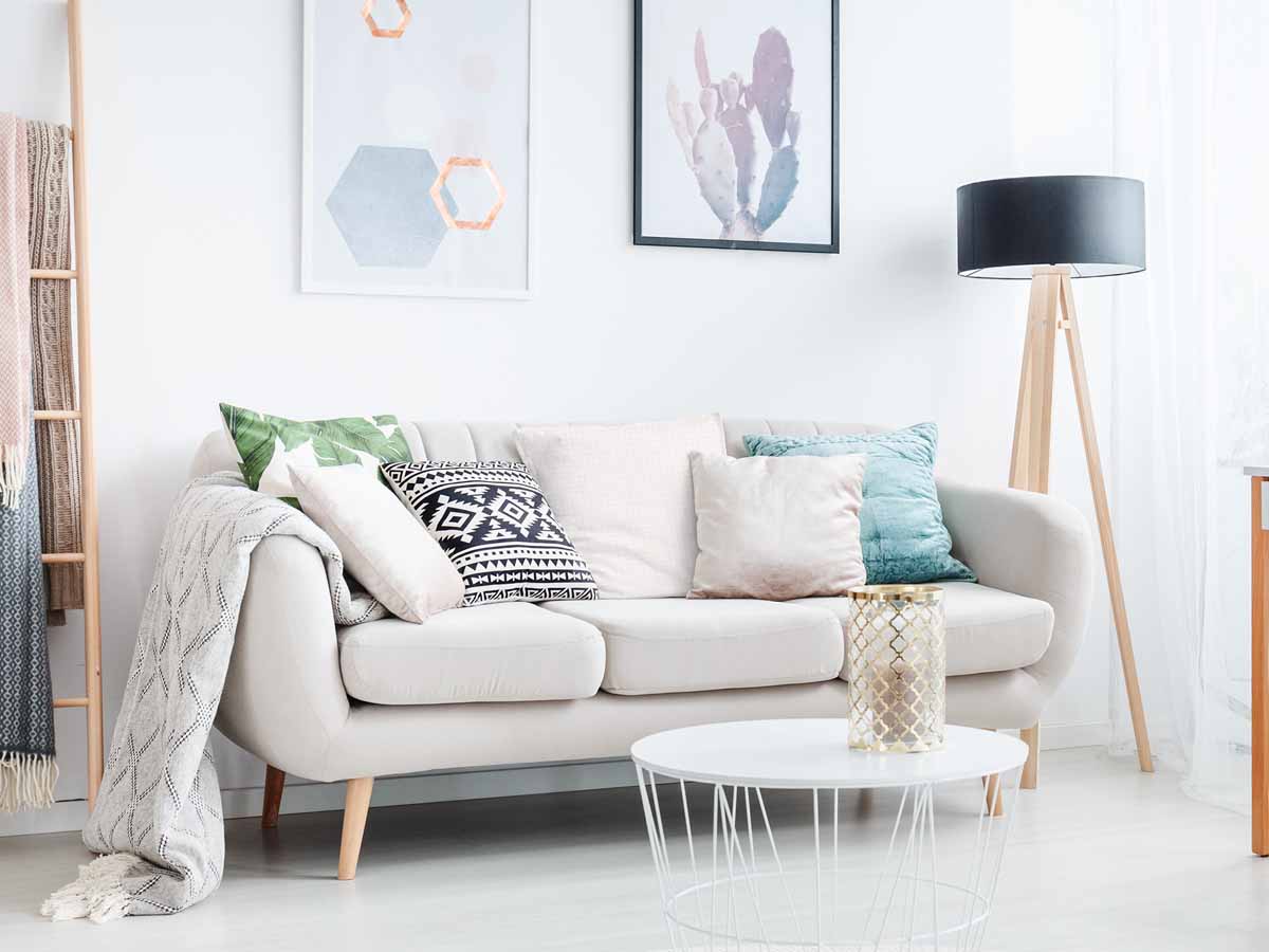 Cuscino sanitario chiaro a quadri
