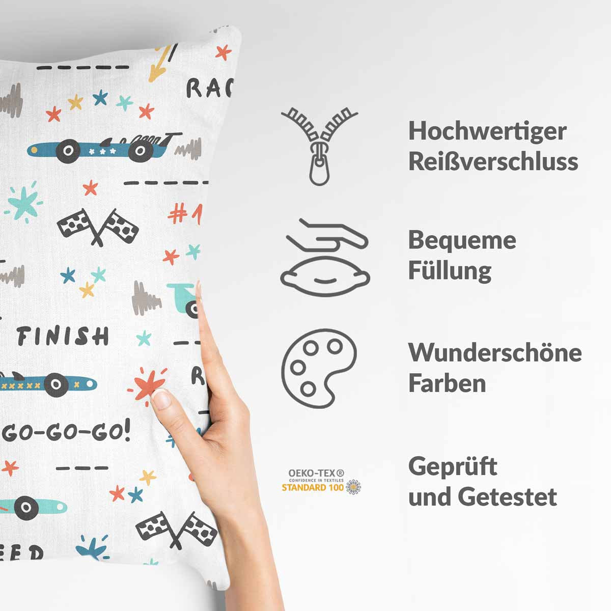 Cuscino sanitario bianco con macchine da corsa