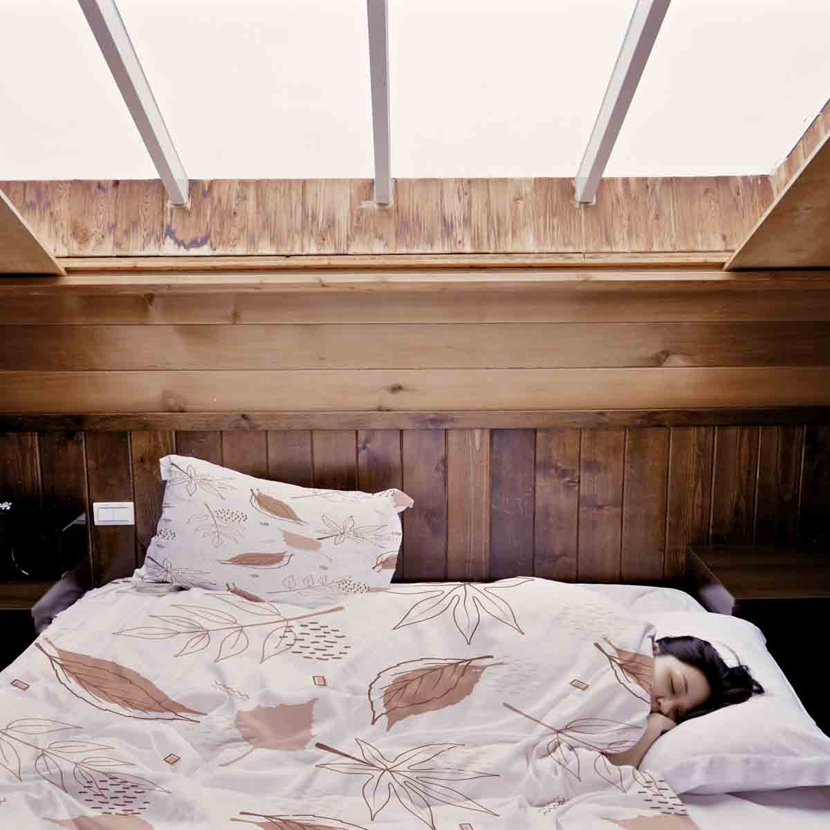 Set di biancheria da letto con coperte terapeutiche rosa con foglie