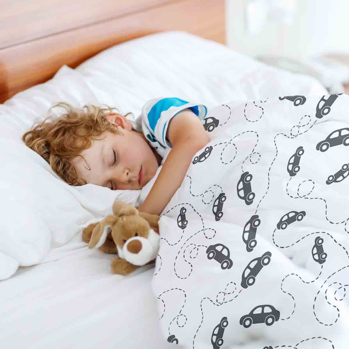 Set di biancheria da letto con coperte terapeutiche e automobili nere