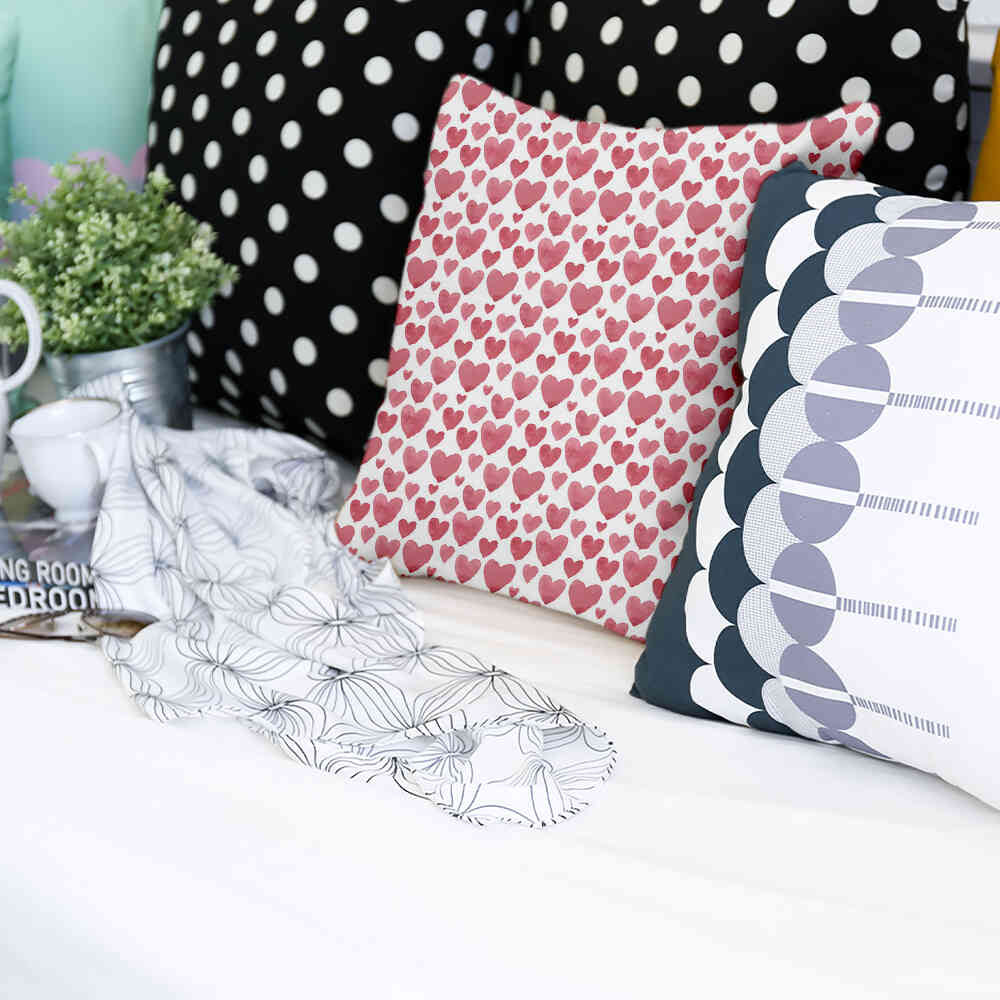 Cuscino salute Cuori rossi