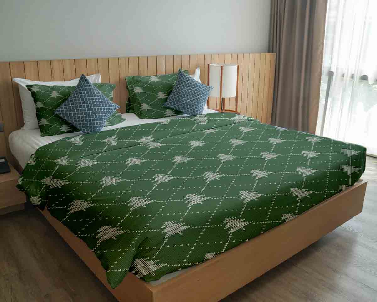 Set di biancheria da letto con coperte terapeutiche verde con alberi di abete