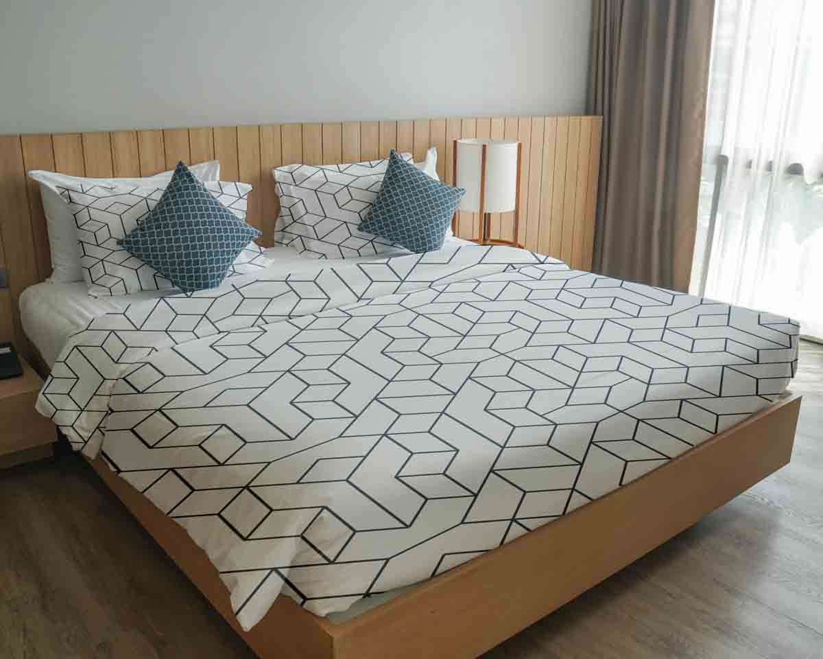 Coperta terapeutica originale - Rivestimento in cotone bianco con motivo nero