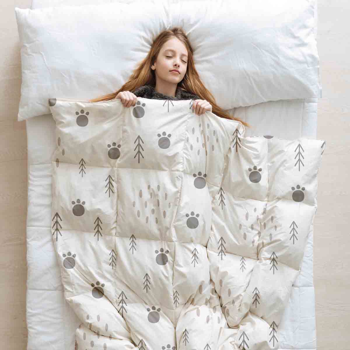 Set di biancheria da letto con coperte terapeutiche Impronte di zampe nella foresta