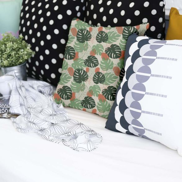 Cuscino salute Monstera chiara
