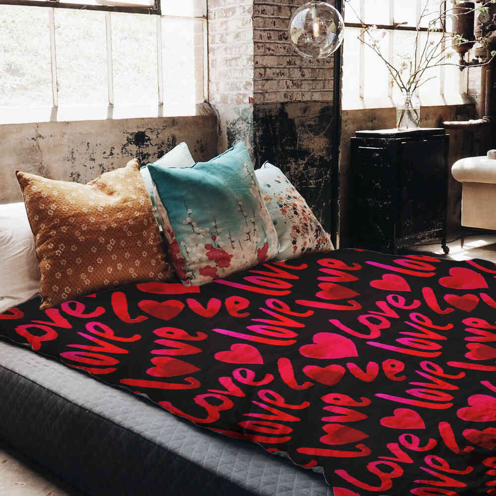 Set di biancheria da letto con coperta terapeutica nera con scritta Love