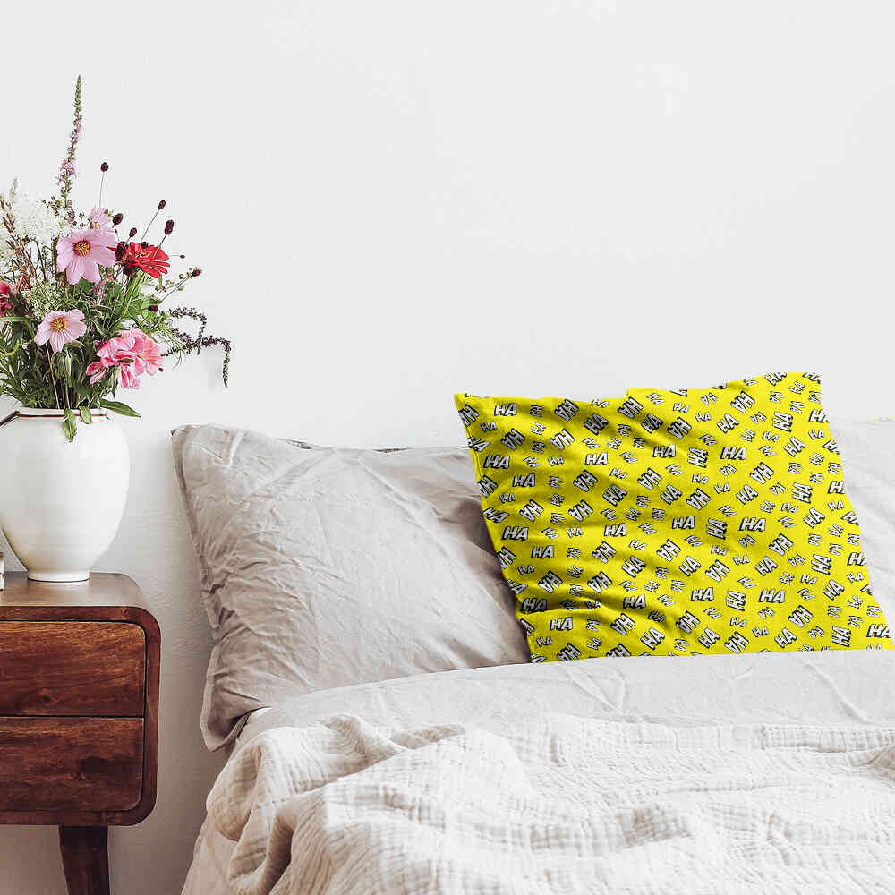 Cuscino salute giallo Ha Ha