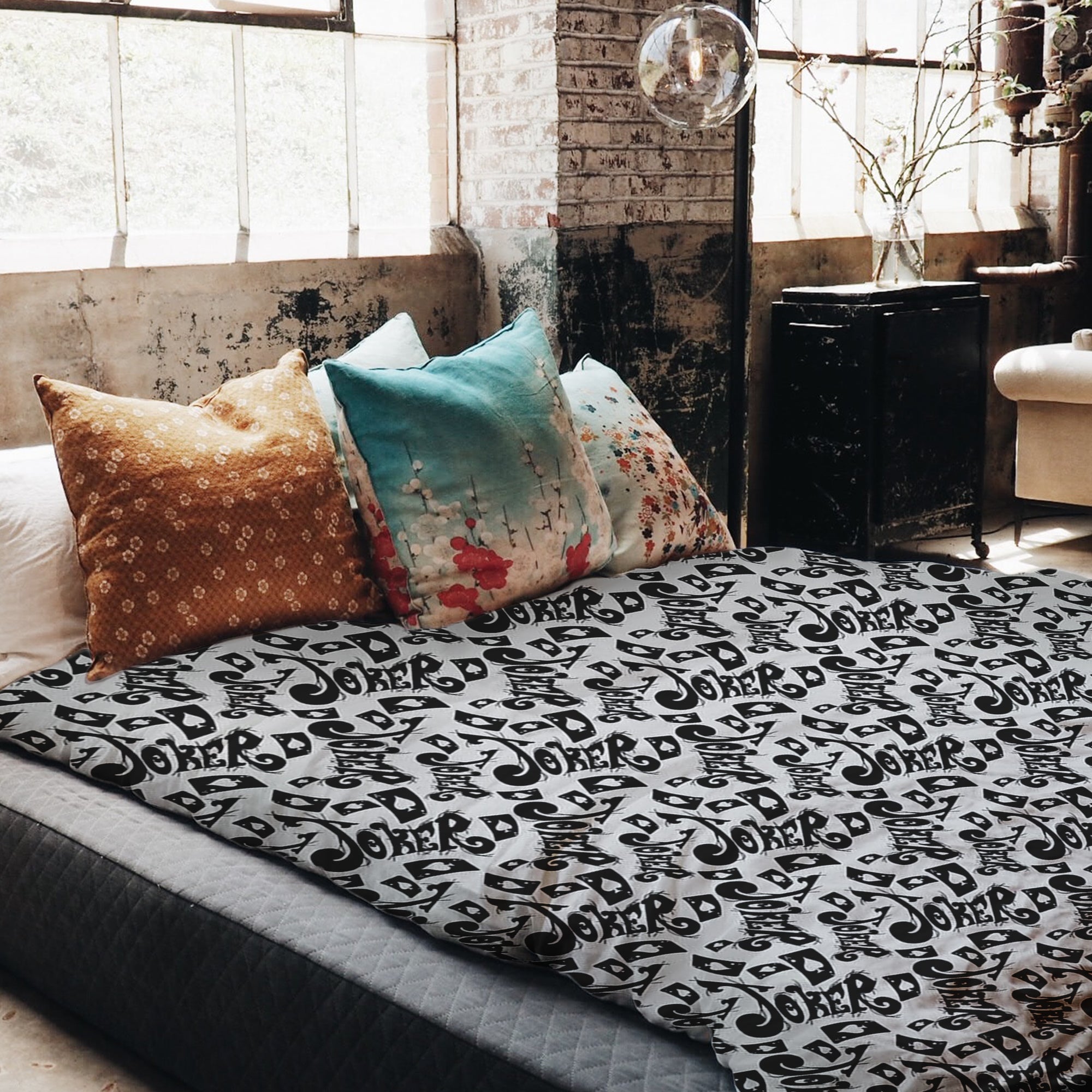 Set di biancheria da letto con coperta terapeutica scritta in nero Joker