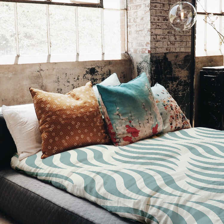 Set di biancheria da letto con coperte terapeutiche onde astratte