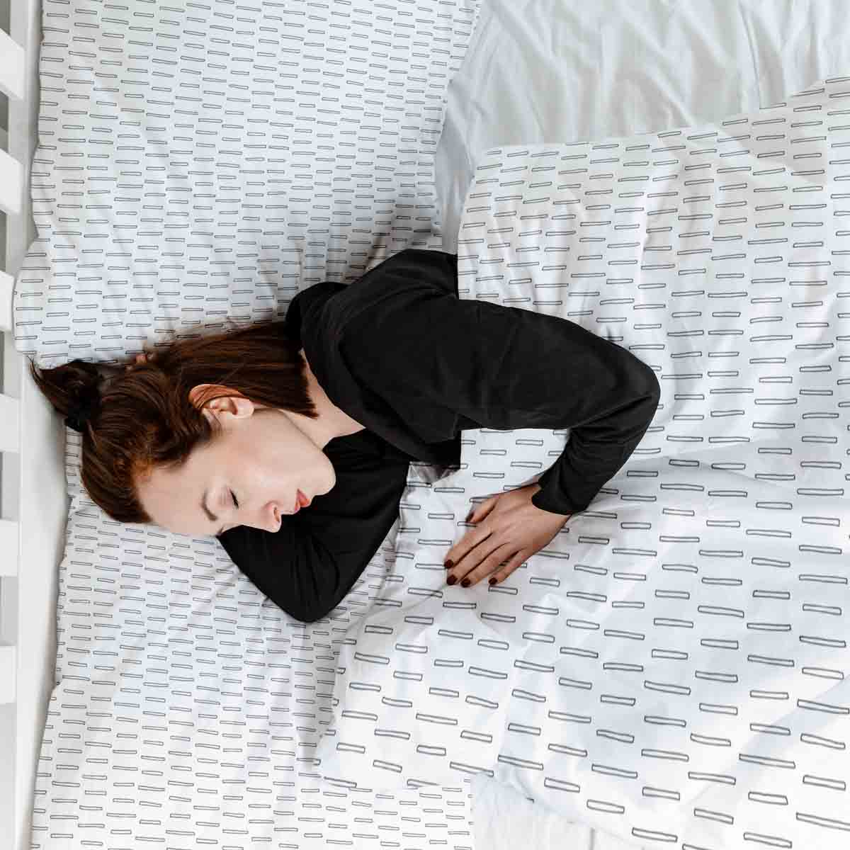 Set di biancheria da letto con coperte terapeutiche righe spesse bianche