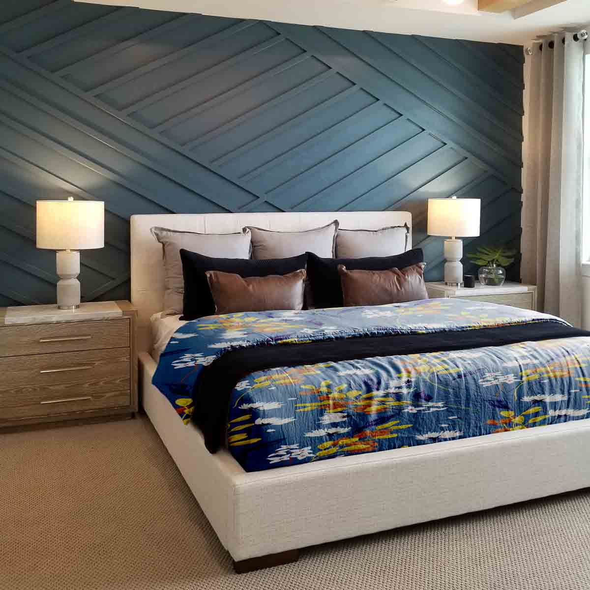 Set di biancheria da letto con coperta terapeutica blu con mazzo di fiori