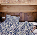 Set di biancheria da letto con coperta terapeutica motivo onde blu