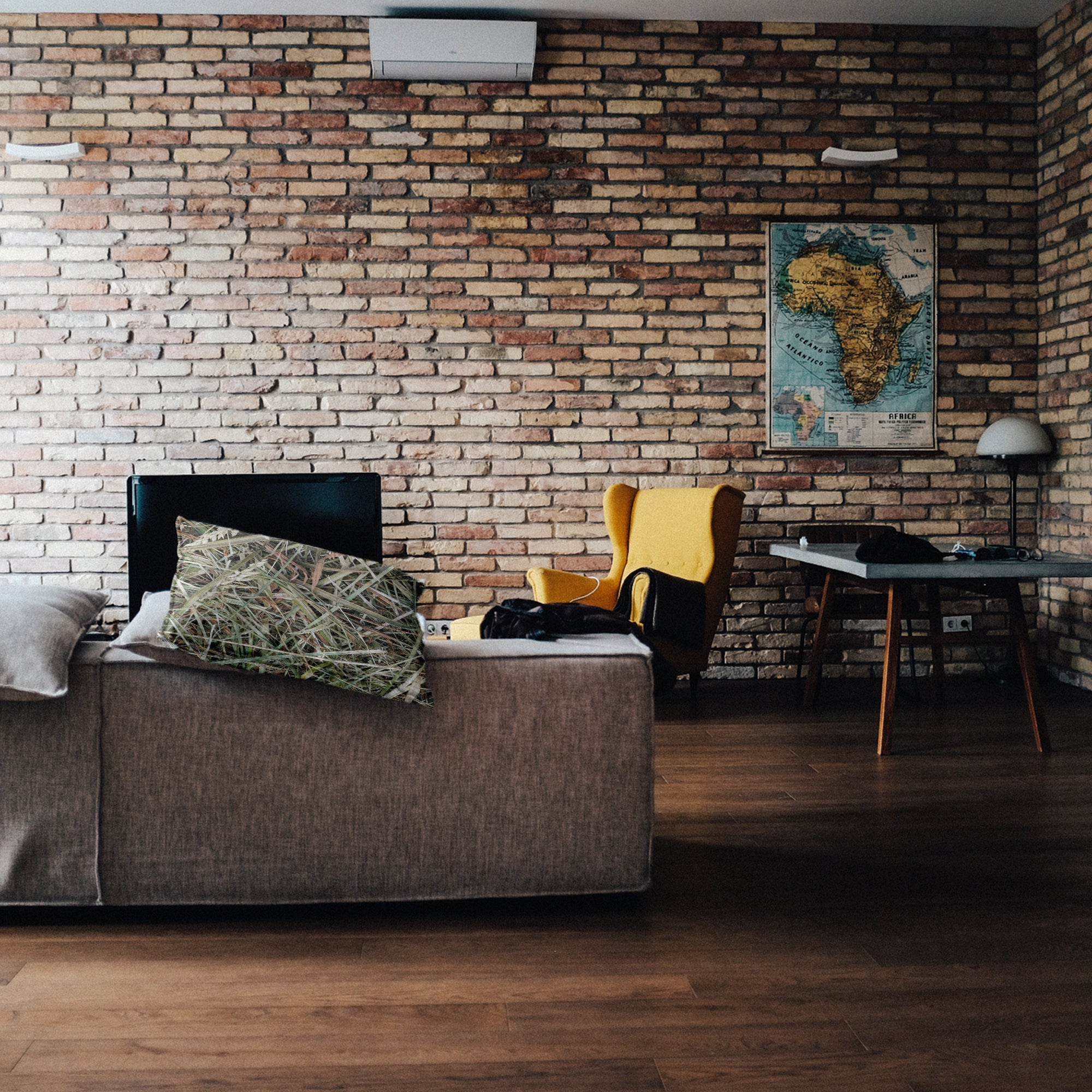 Cuscino sanitario bianco con paglia