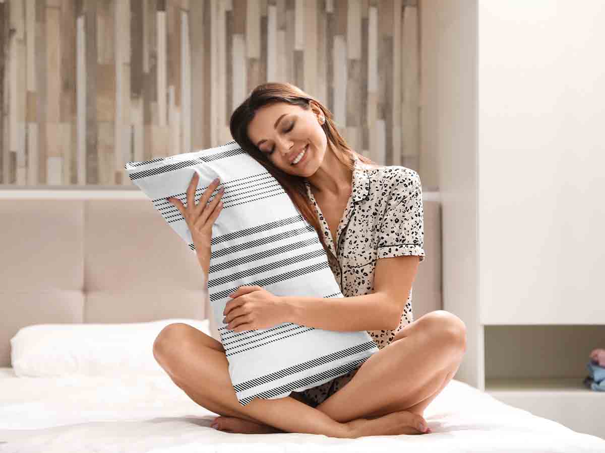 Cuscino per la salute grigio con strisce spesse e sottili