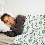 Set di biancheria da letto con coperte terapeutiche bianco con rami di eucalipto