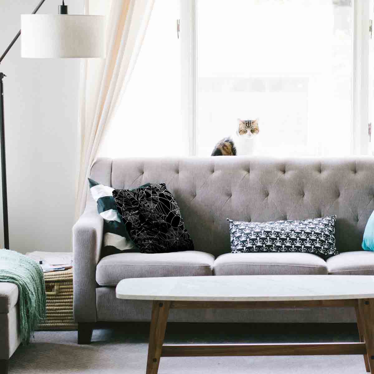 Cuscino sanitario nero con ragnatela