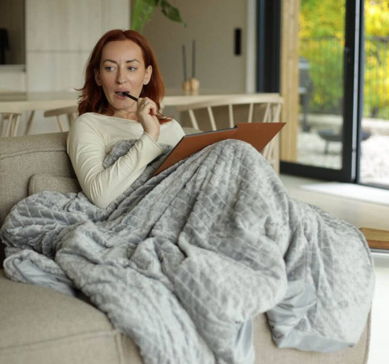 gewichtsdecke in grau