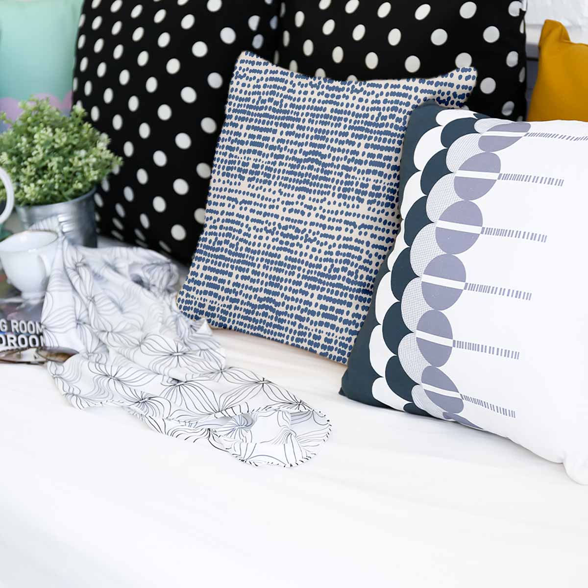 Cuscino sanitario con puntini blu