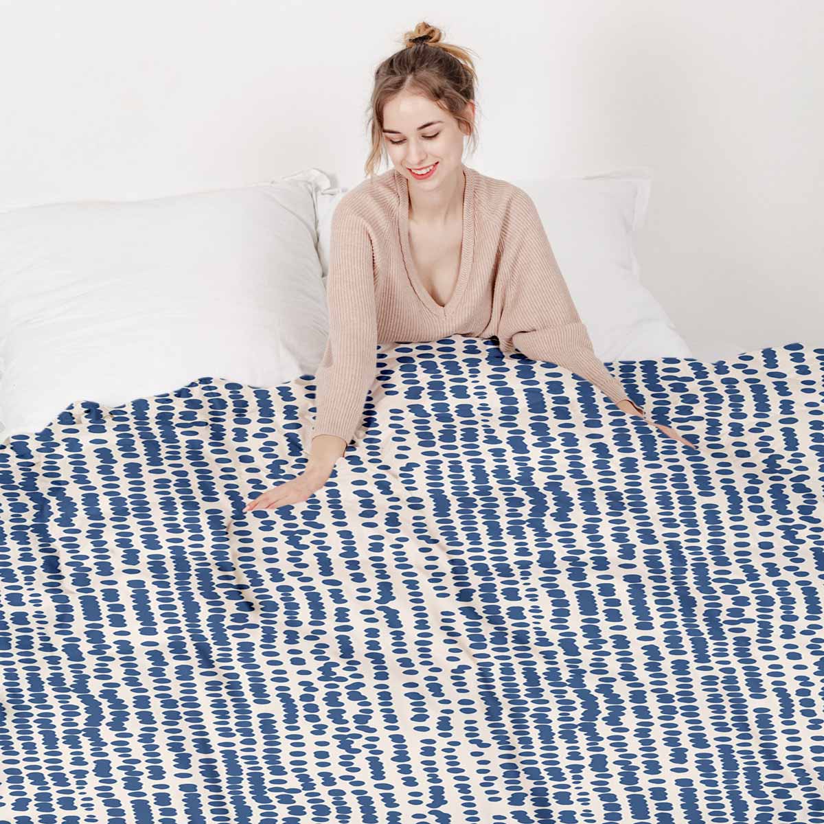 Set di biancheria da letto con coperte terapeutiche a pois blu