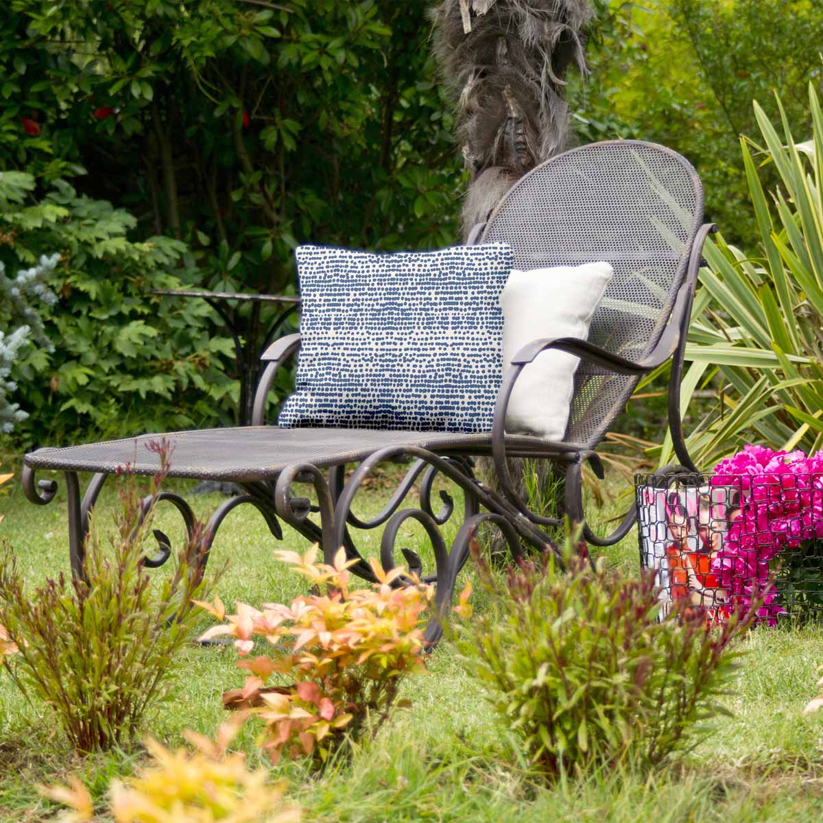 Cuscino sanitario con puntini blu