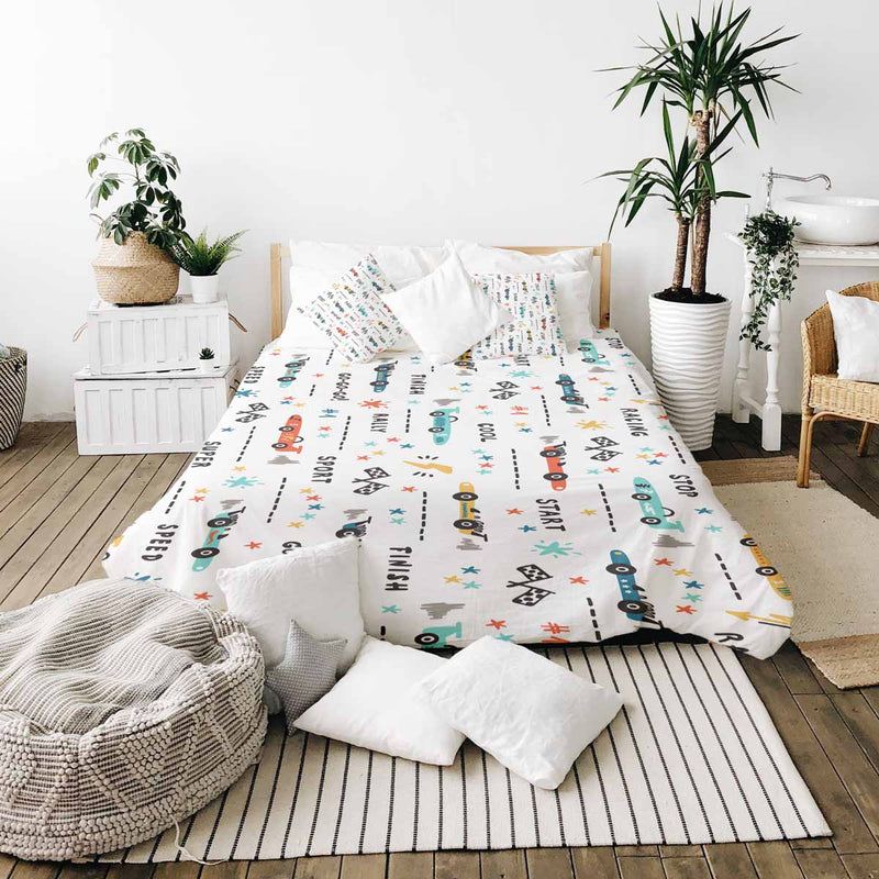 Coperta terapeutica originale - Rivestimento in cotone bianco con macchine da corsa