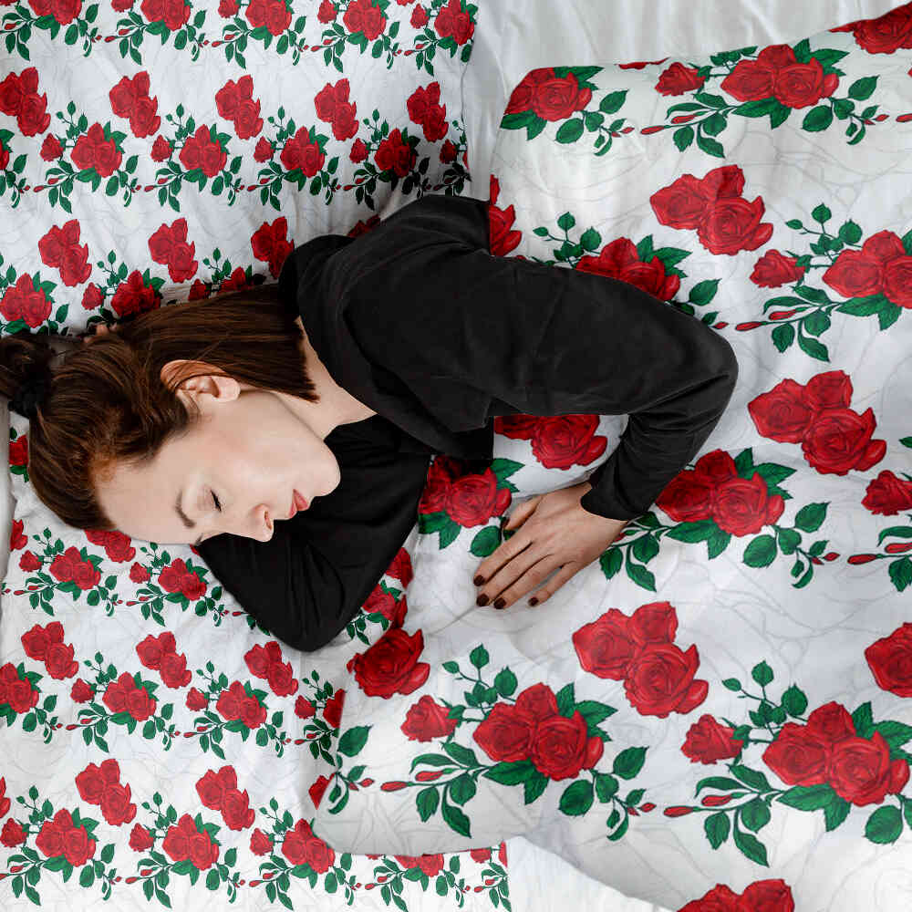 Set di biancheria da letto con coperta terapeutica bianca con cespuglio di rose