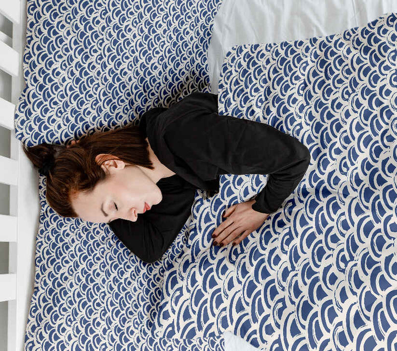 Set di biancheria da letto con coperta terapeutica motivo onde blu