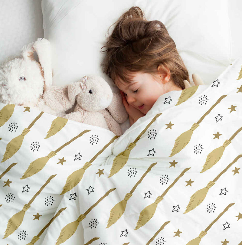 Set di biancheria da letto con coperte terapeutiche bianco con scopa di Harry