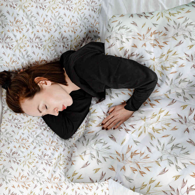 Coperta terapeutica originale - Rivestimento in cotone con delicati rami colorati