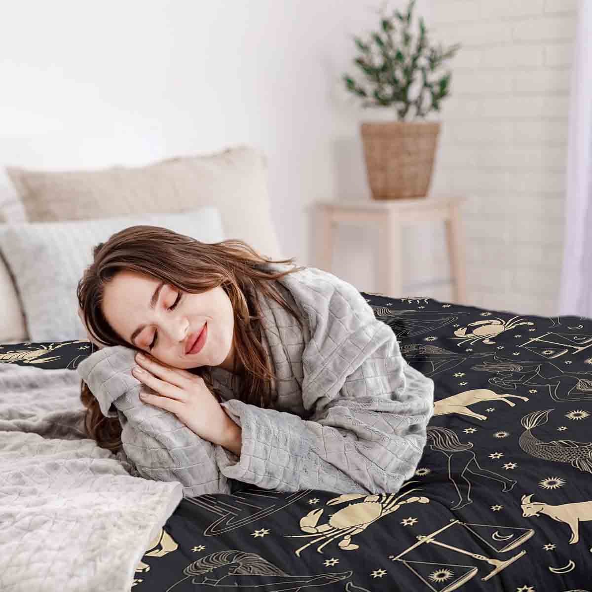 Set di biancheria da letto con coperta terapeutica nero costellazioni