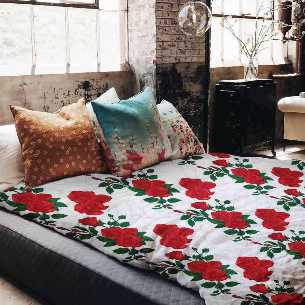 Set di biancheria da letto con coperta terapeutica bianca con cespuglio di rose