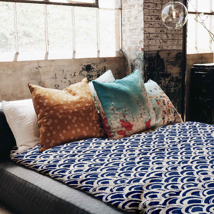 Set di biancheria da letto con coperta terapeutica motivo onde blu