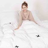 Set di biancheria da letto con coperta terapeutica bianca con aeroplani