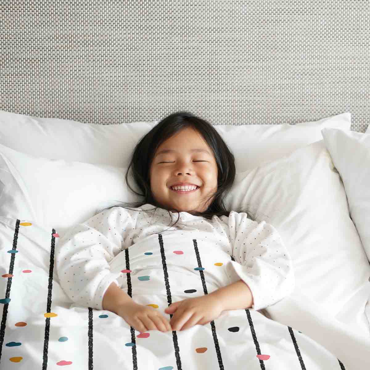 Set di biancheria da letto con coperte terapeutiche a pois colorati