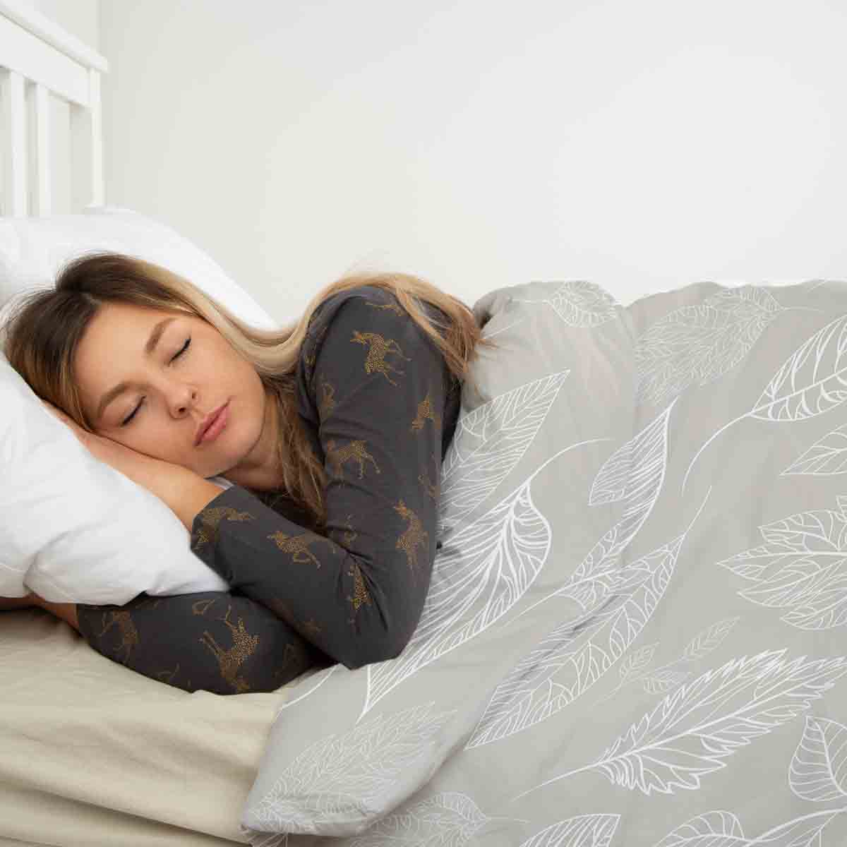 Coperta terapeutica originale - Rivestimento in cotone beige con foglie chiare