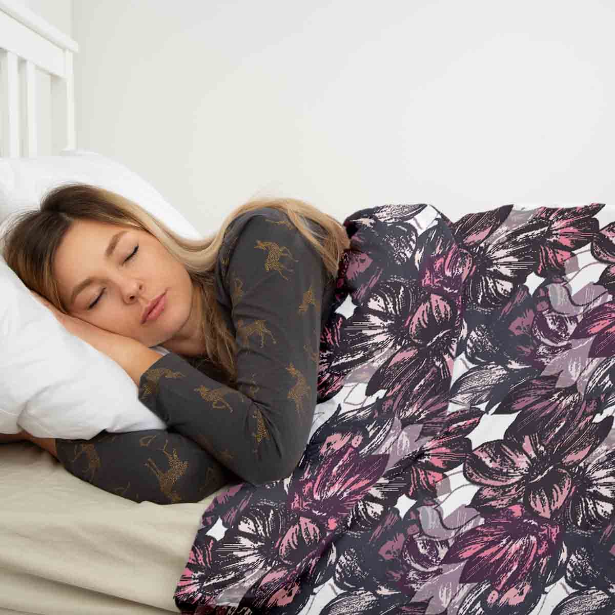 Set di biancheria da letto con coperta terapeutica e mare di fiori viola