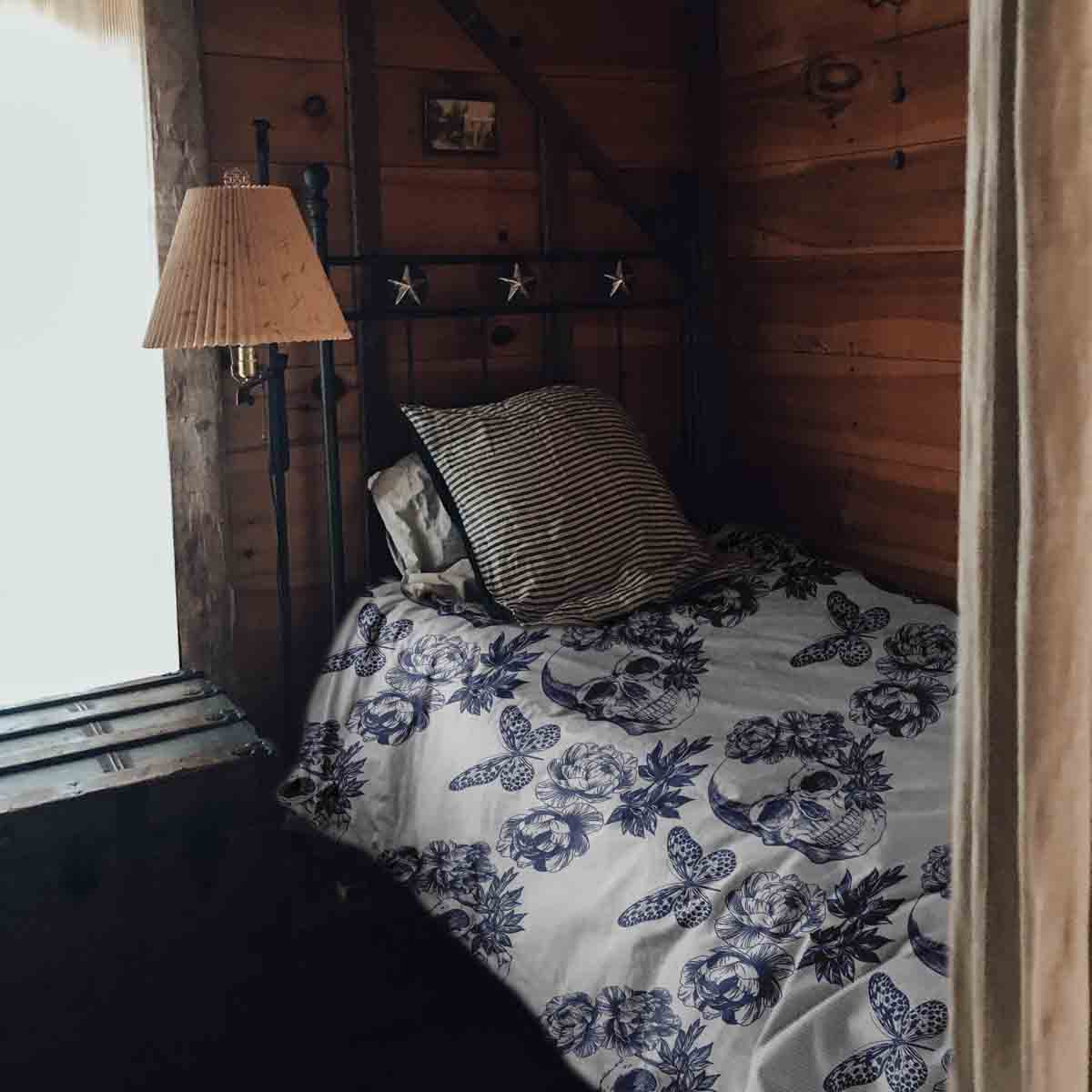 Set di biancheria da letto con coperta terapeutica fiori teschio