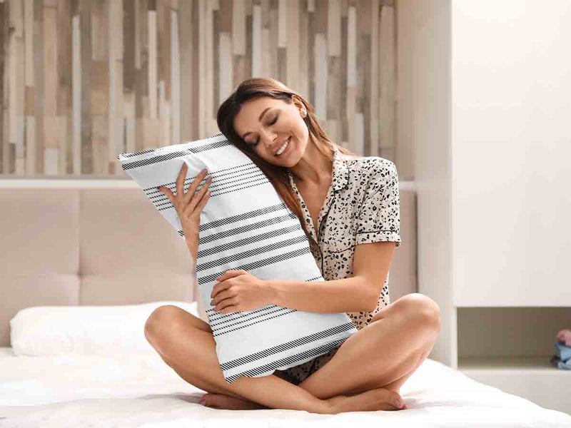 Cuscino sanitario grigio con strisce spesse e sottili